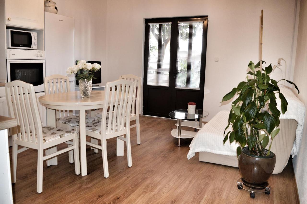 Kaštela Apartment Nikolic מראה חיצוני תמונה