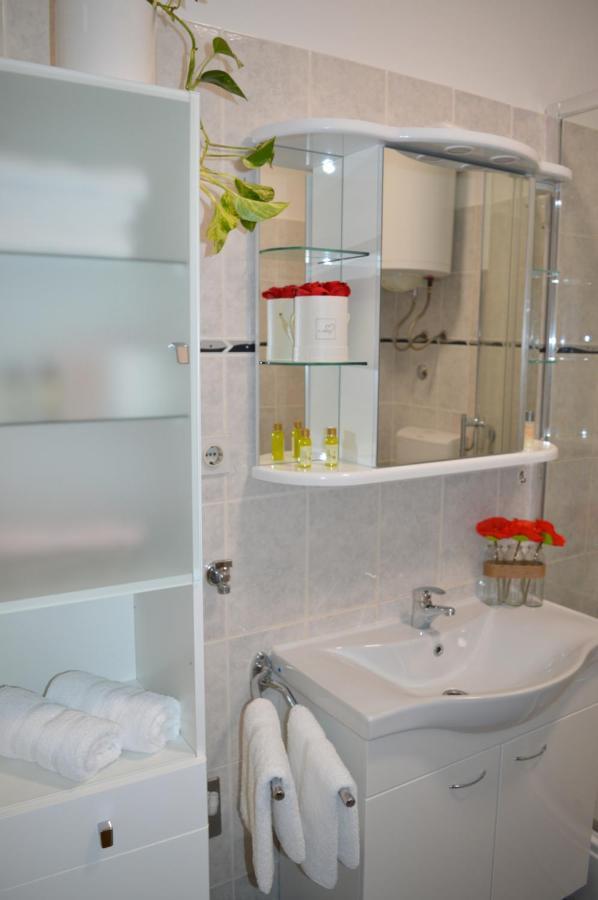 Kaštela Apartment Nikolic מראה חיצוני תמונה